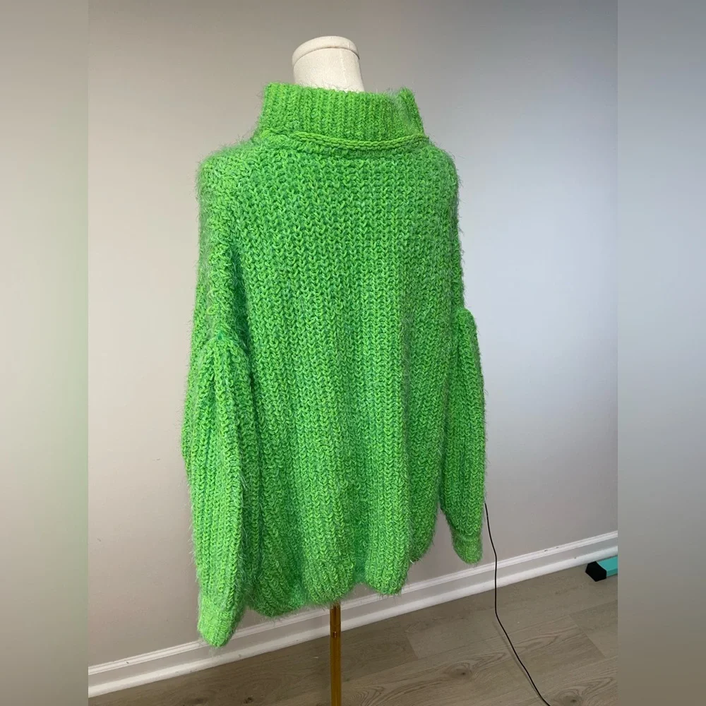 Free People Oasis Energy Tunic Chunky Knit Sweater - Picture 8 of 9